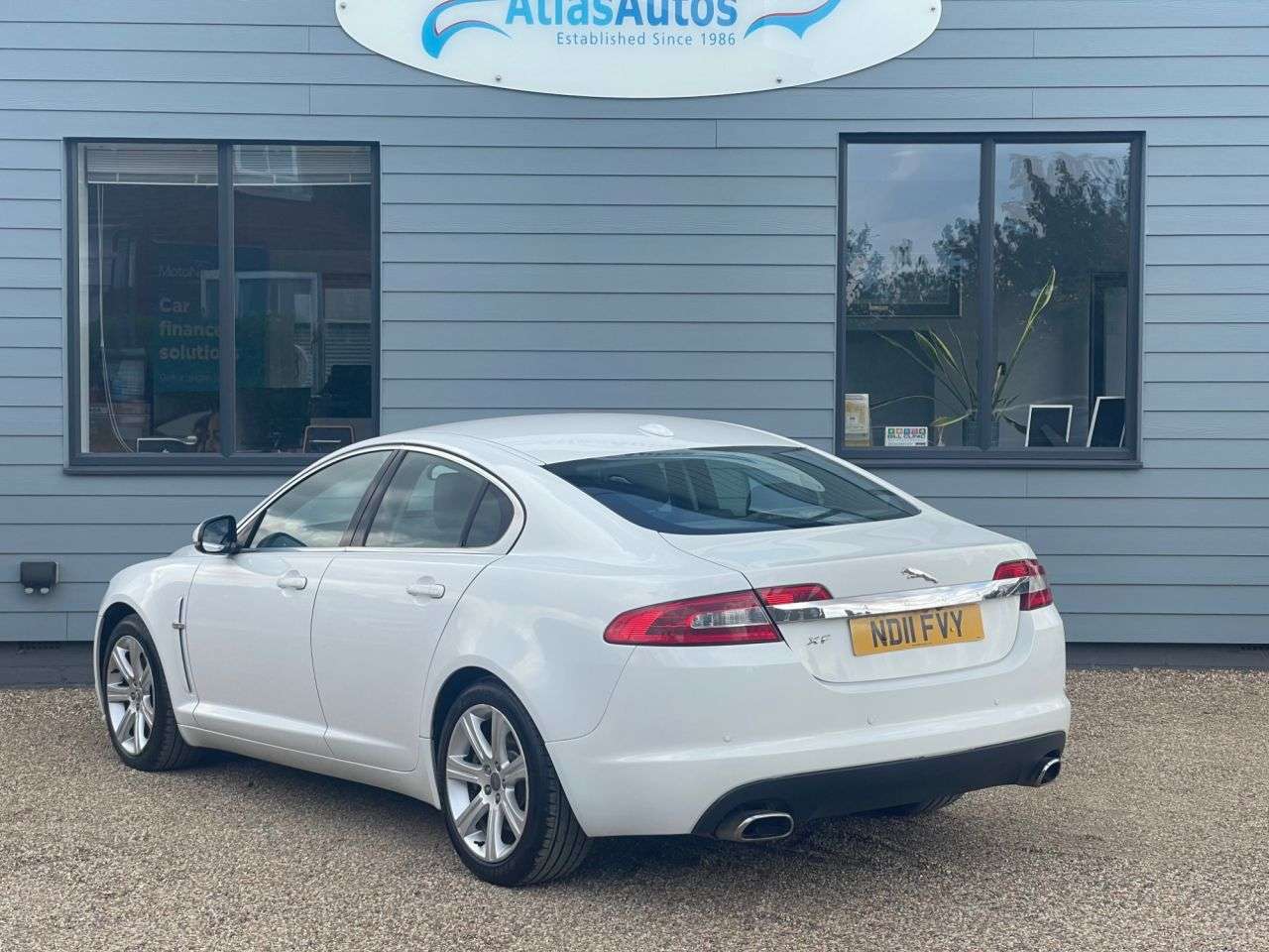 2011 JAGUAR XF 2011 JAGUAR XF