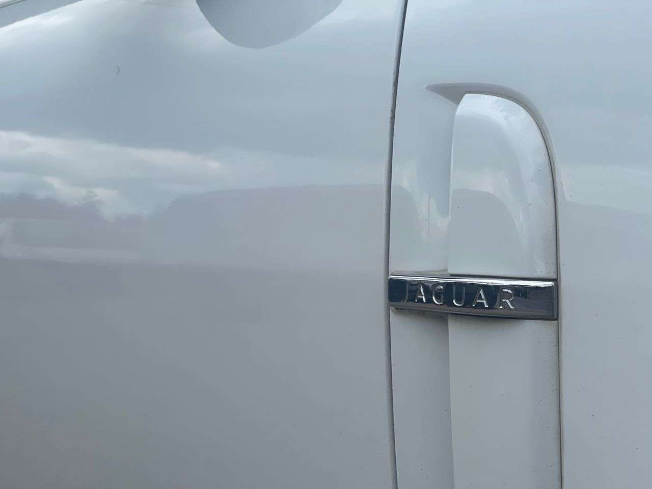 2011 JAGUAR XF 2011 JAGUAR XF