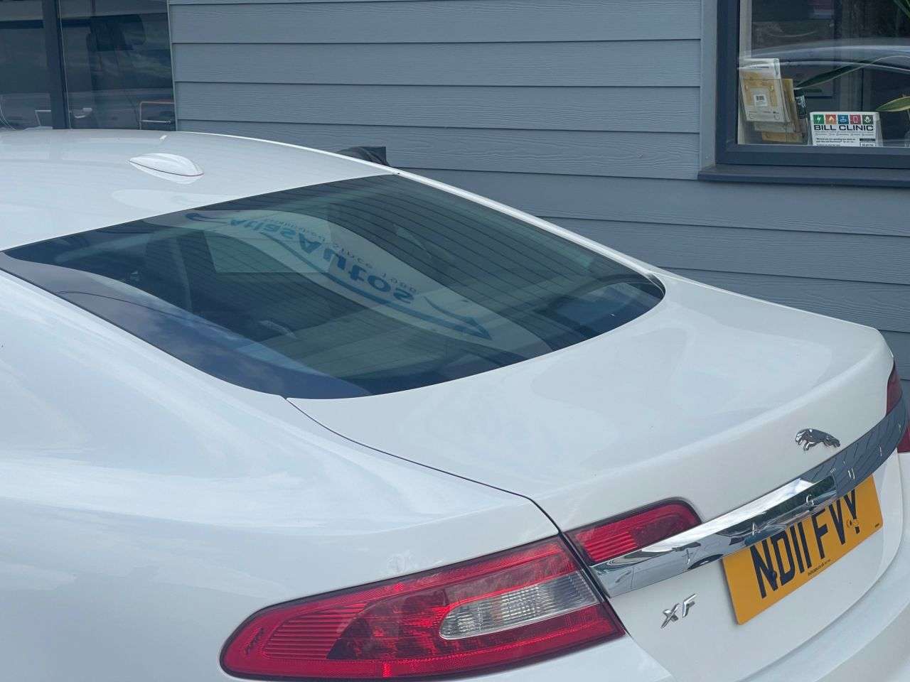 2011 JAGUAR XF 2011 JAGUAR XF