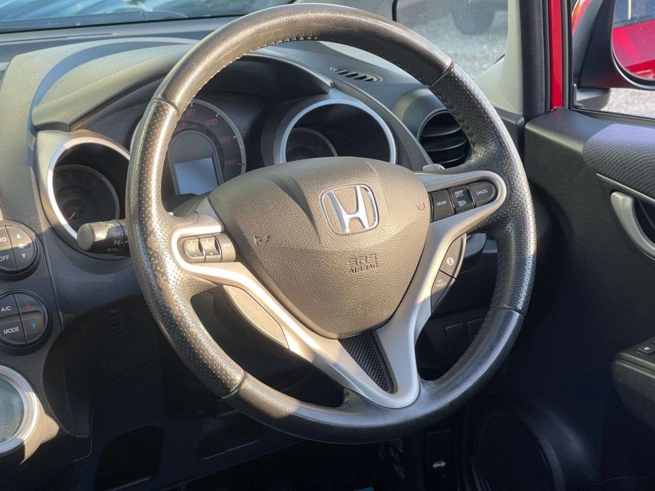 2010 HONDA JAZZ 2010 HONDA JAZZ