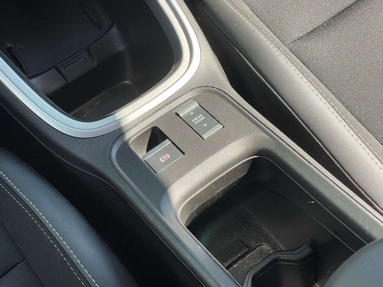 2025 JEEP AVENGER 2025 JEEP AVENGER