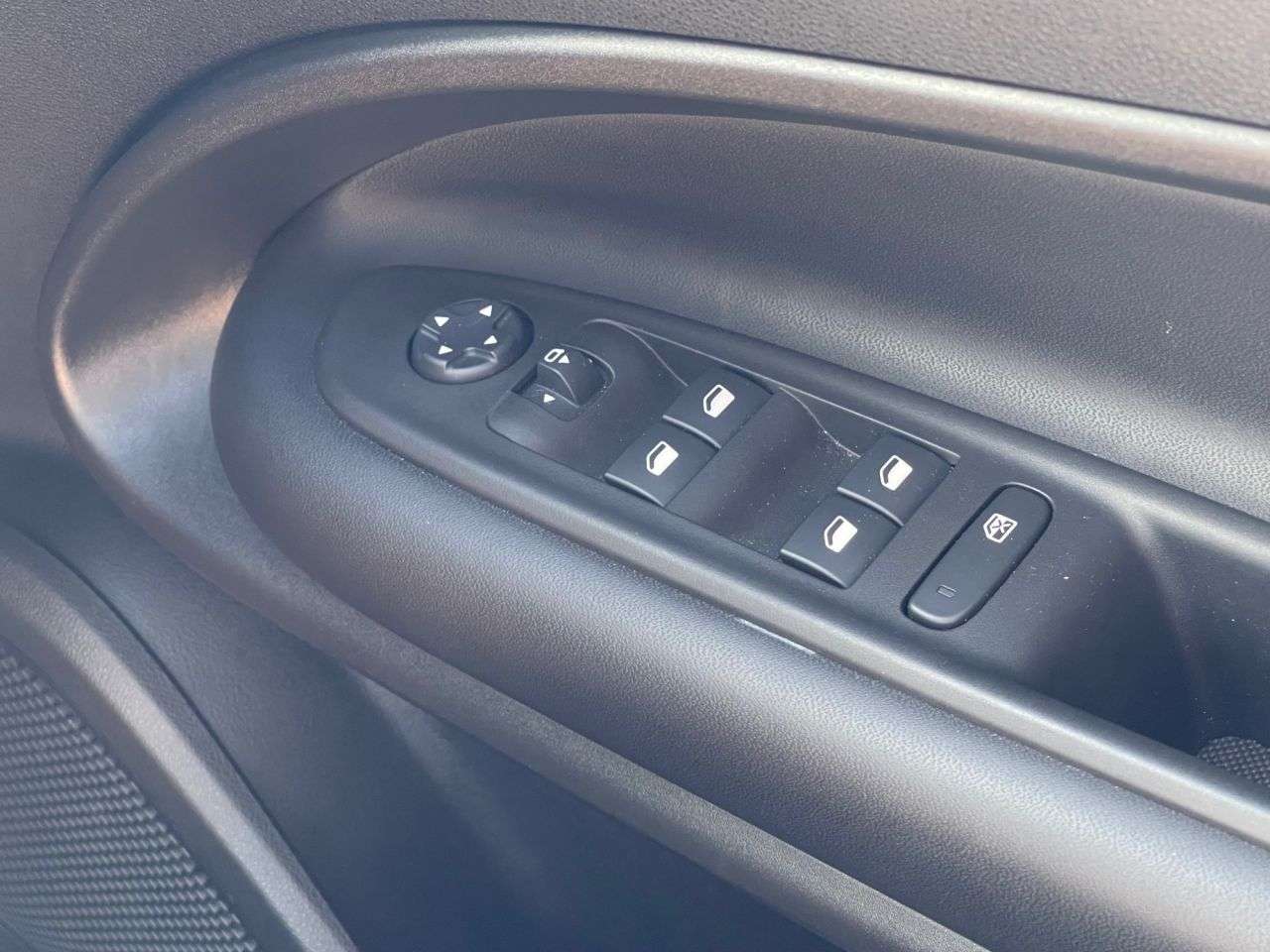 2025 JEEP AVENGER 2025 JEEP AVENGER