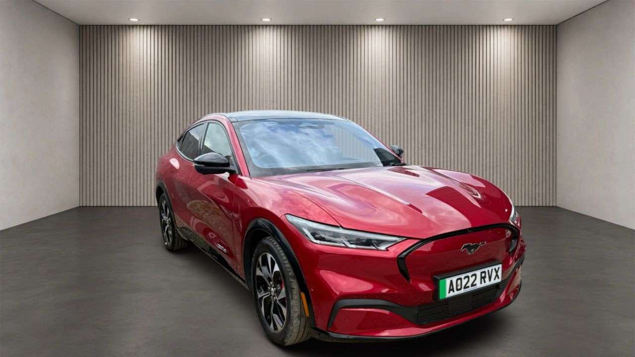 A 2022 FORD MUSTANG MACH-E Extended Range 91kWh SUV 5dr Electric Automatic AWD (351 ps) A 2022 FORD MUSTANG MACH-E Extended Range 91kWh SUV 5dr Electric Automatic AWD (351 ps)
