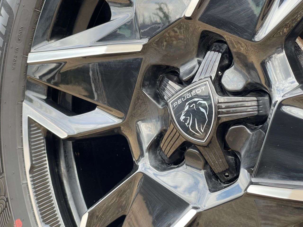 2024 PEUGEOT 3008 2024 PEUGEOT 3008