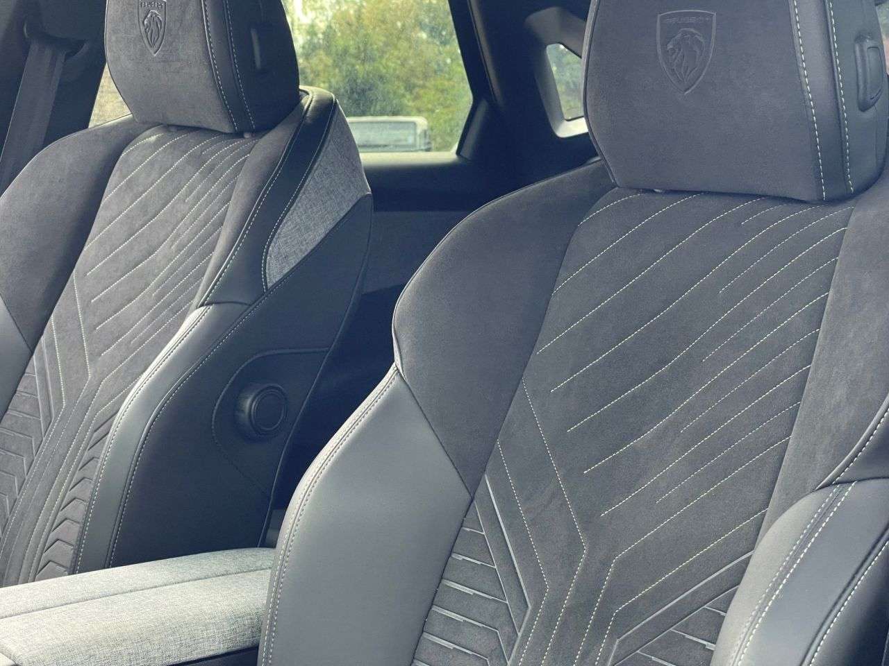 2024 PEUGEOT 3008 2024 PEUGEOT 3008