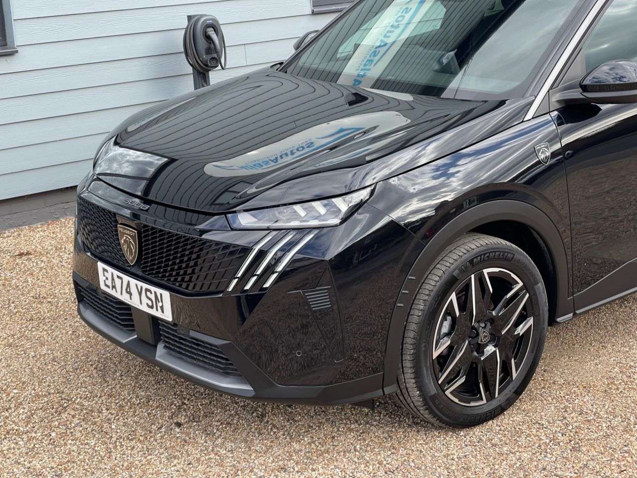 2024 PEUGEOT 3008 2024 PEUGEOT 3008