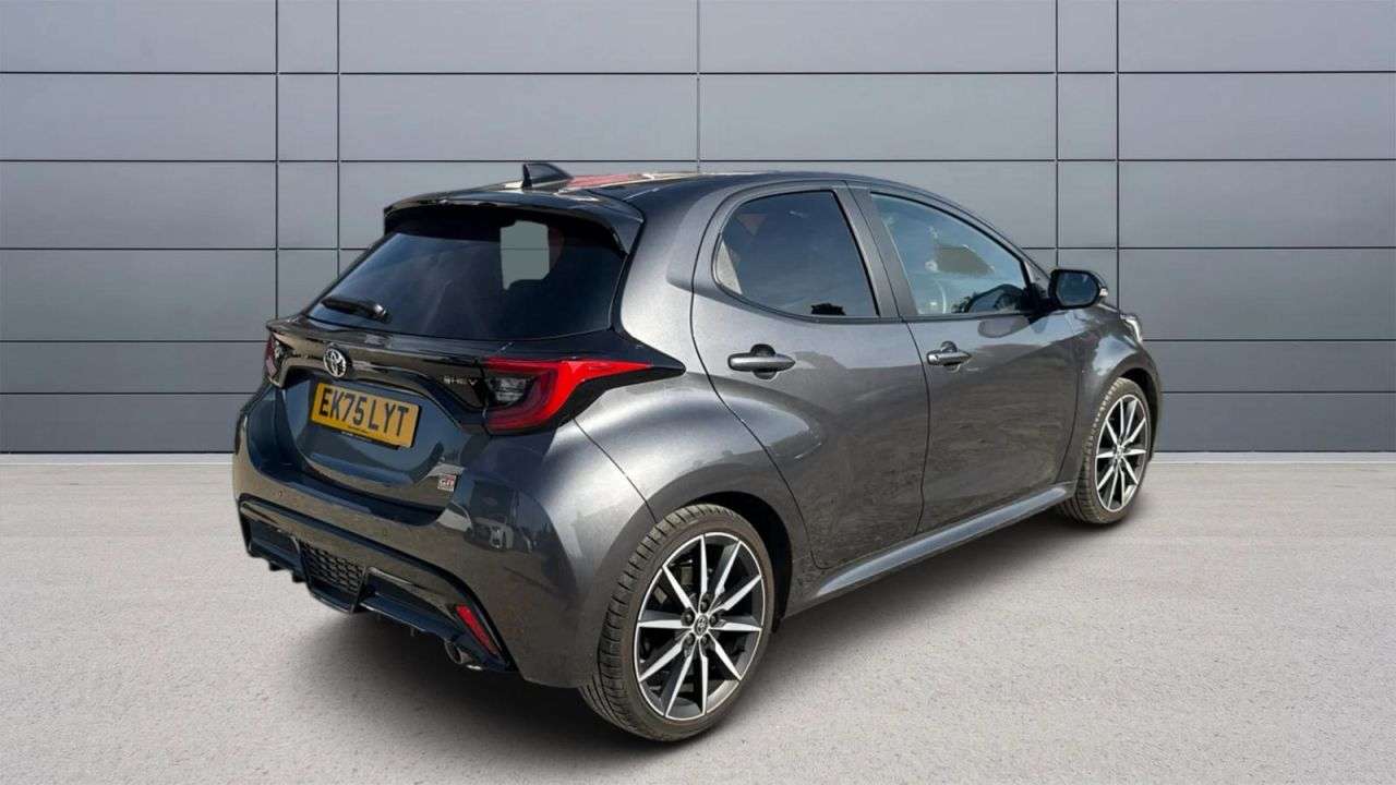 2025 TOYOTA YARIS 2025 TOYOTA YARIS