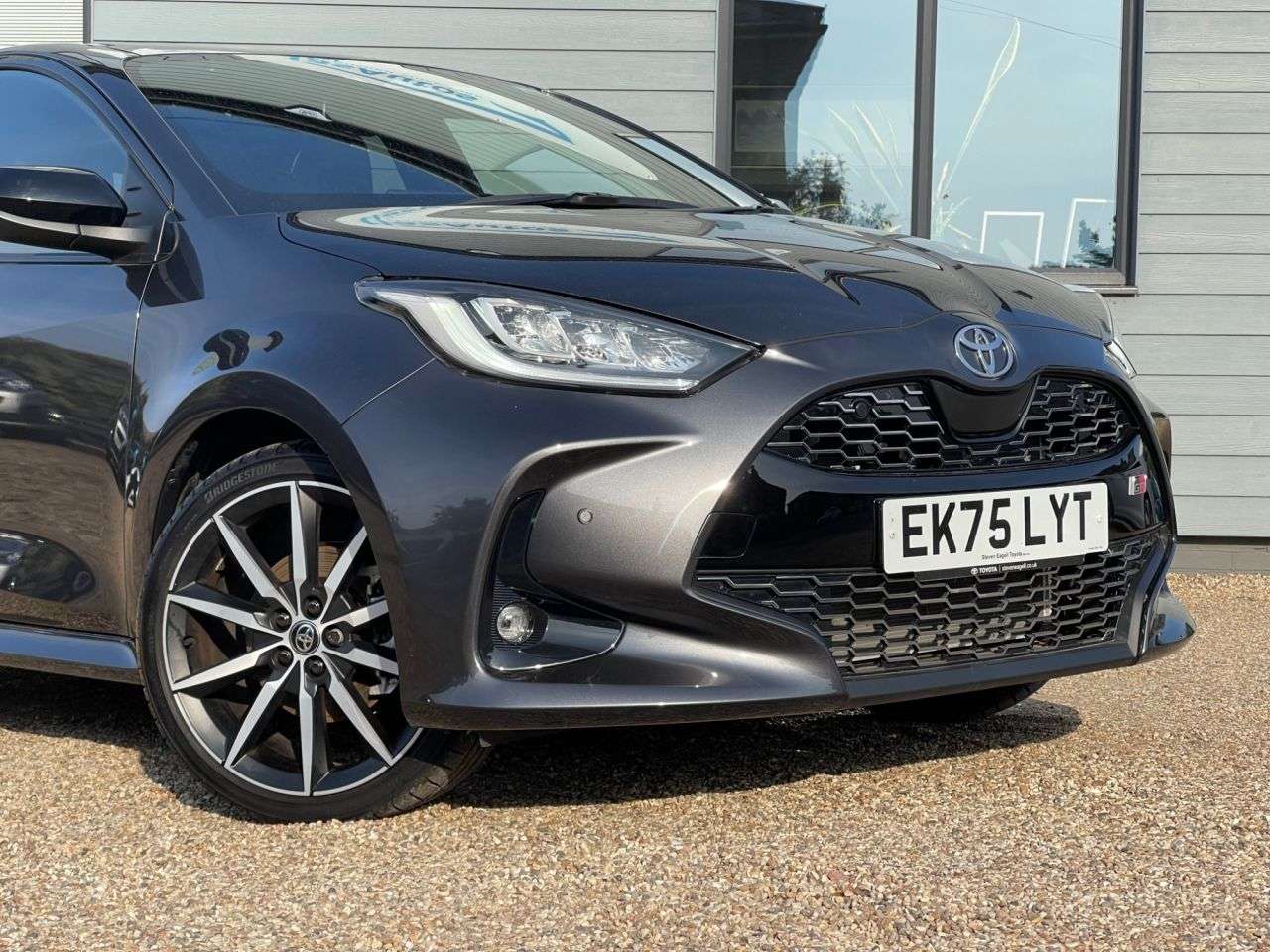 2025 TOYOTA YARIS 2025 TOYOTA YARIS