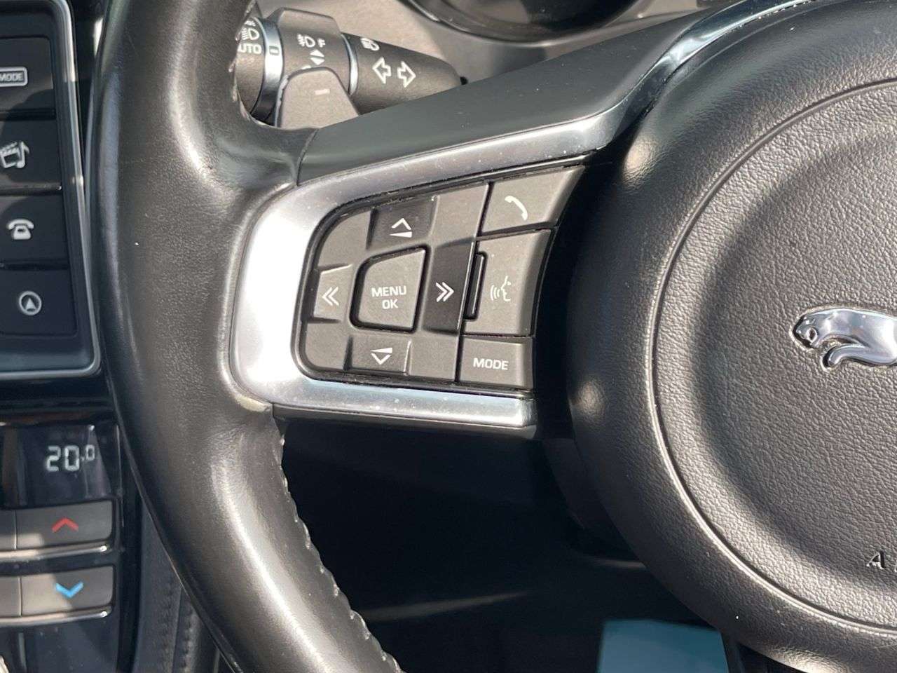 2017 JAGUAR F-PACE 2017 JAGUAR F-PACE