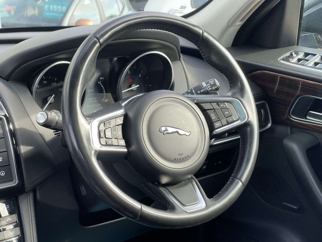 2017 JAGUAR F-PACE 2017 JAGUAR F-PACE