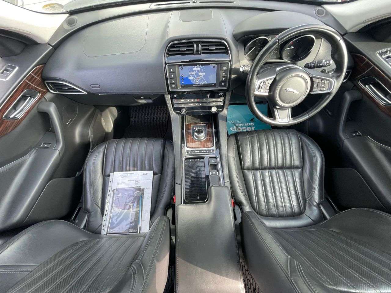 2017 JAGUAR F-PACE 2017 JAGUAR F-PACE