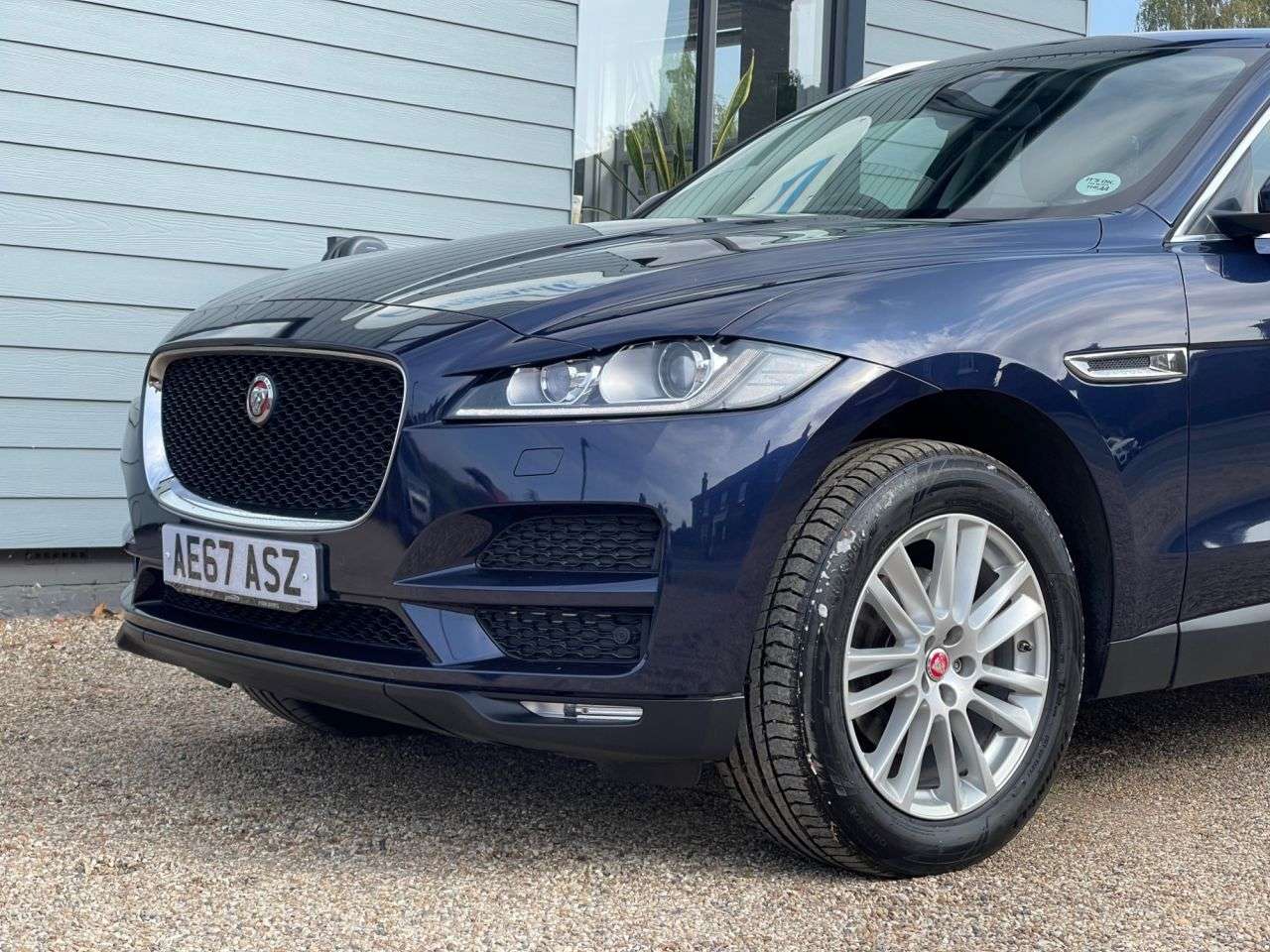 2017 JAGUAR F-PACE 2017 JAGUAR F-PACE