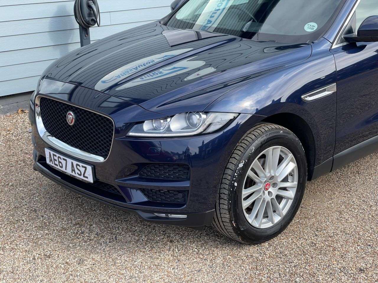 2017 JAGUAR F-PACE 2017 JAGUAR F-PACE
