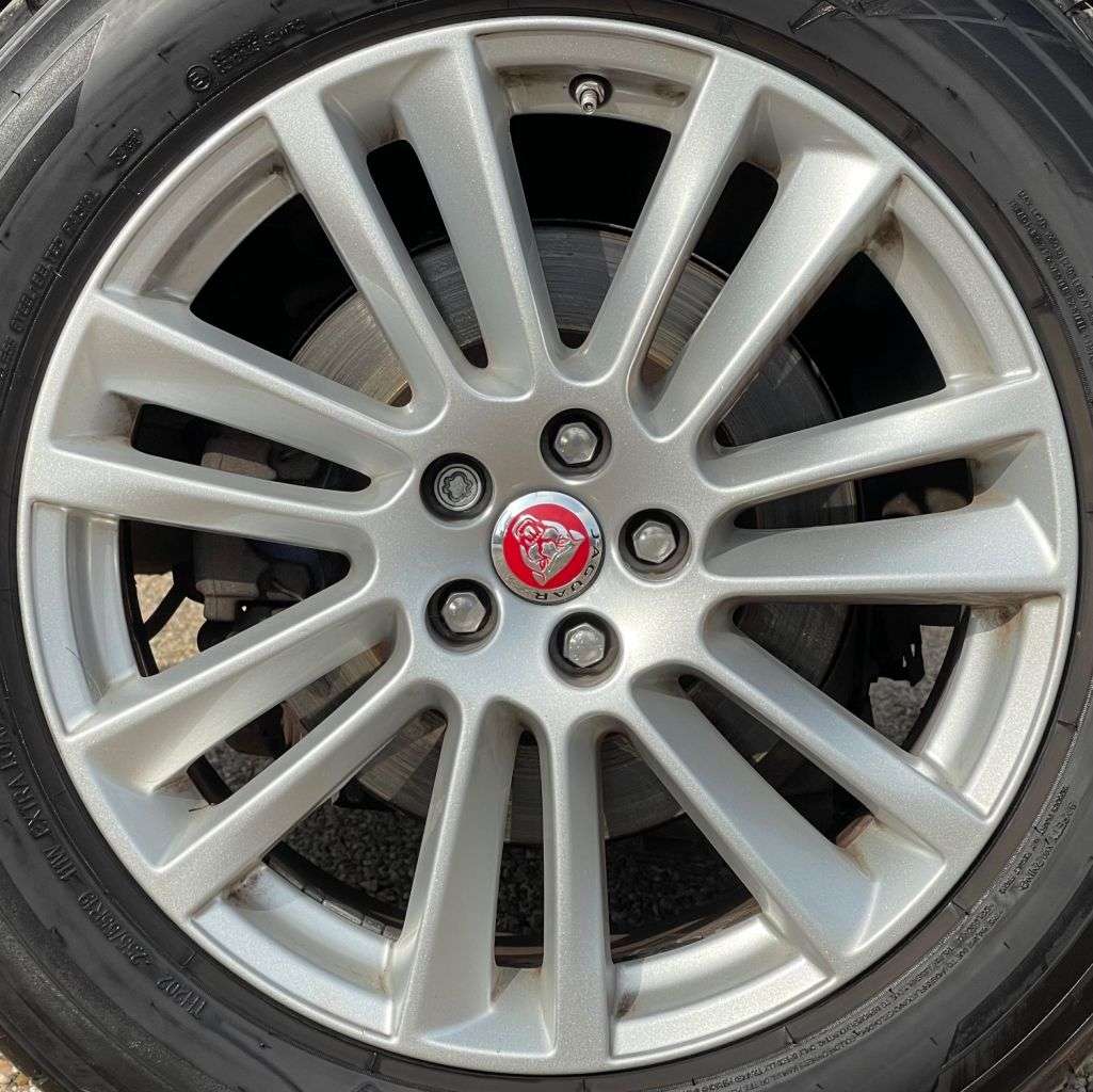 2017 JAGUAR F-PACE 2017 JAGUAR F-PACE
