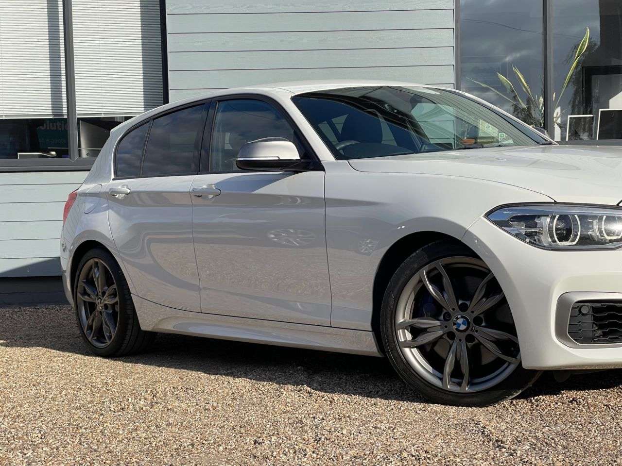 2017 BMW 1 SERIES 2017 BMW 1 SERIES