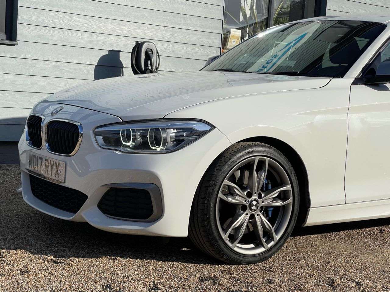 2017 BMW 1 SERIES 2017 BMW 1 SERIES