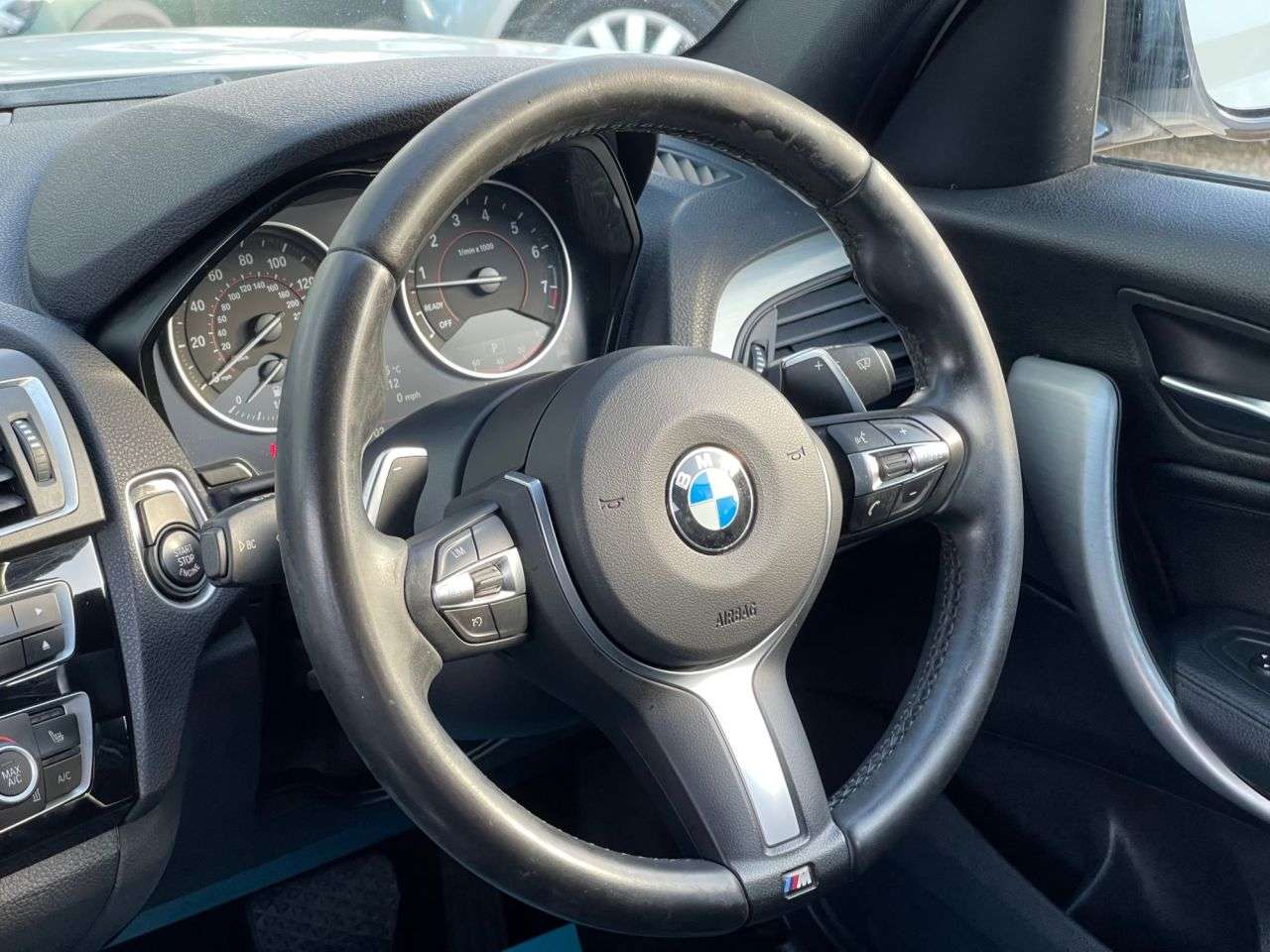 2017 BMW 1 SERIES 2017 BMW 1 SERIES