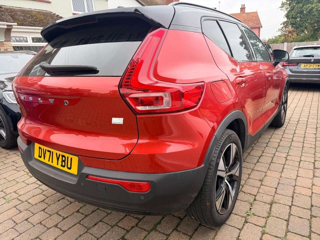 2021 VOLVO XC40 2021 VOLVO XC40
