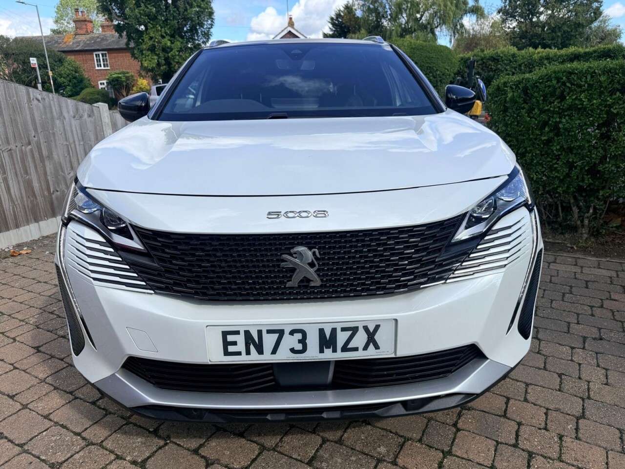 A 2024 PEUGEOT 5008 1.5 BlueHDi GT SUV 5dr Diesel EAT Euro 6 (s/s) (130 ps) AUTO, I - COCKPIT, A 2024 PEUGEOT 5008 1.5 BlueHDi GT SUV 5dr Diesel EAT Euro 6 (s/s) (130 ps) AUTO, I - COCKPIT,