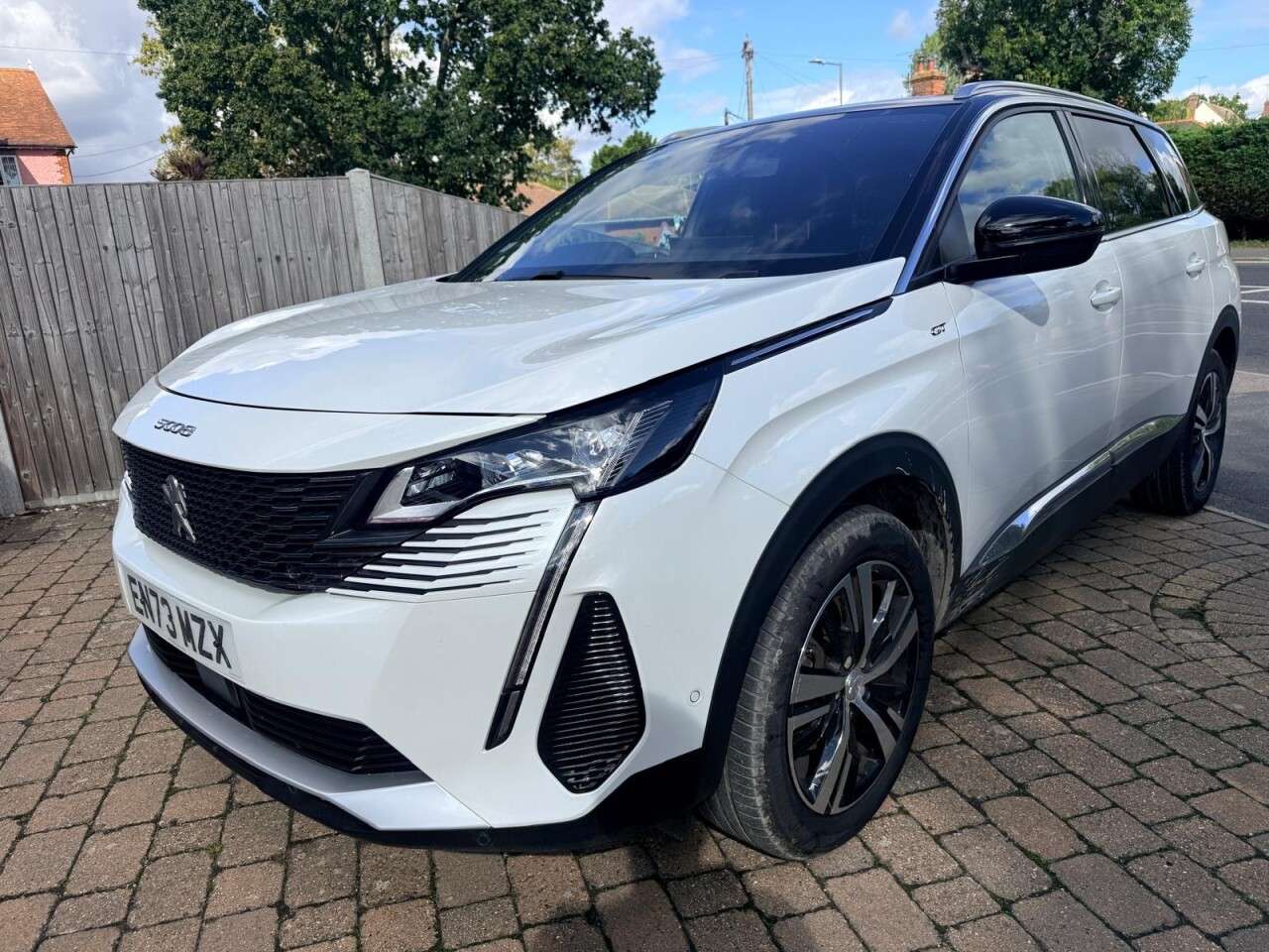 2024 PEUGEOT 5008 2024 PEUGEOT 5008