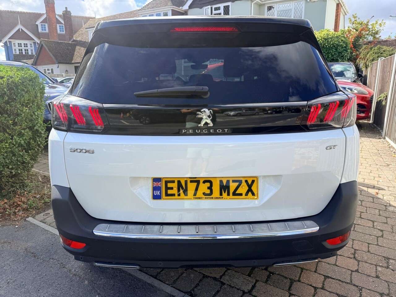 2024 PEUGEOT 5008 2024 PEUGEOT 5008