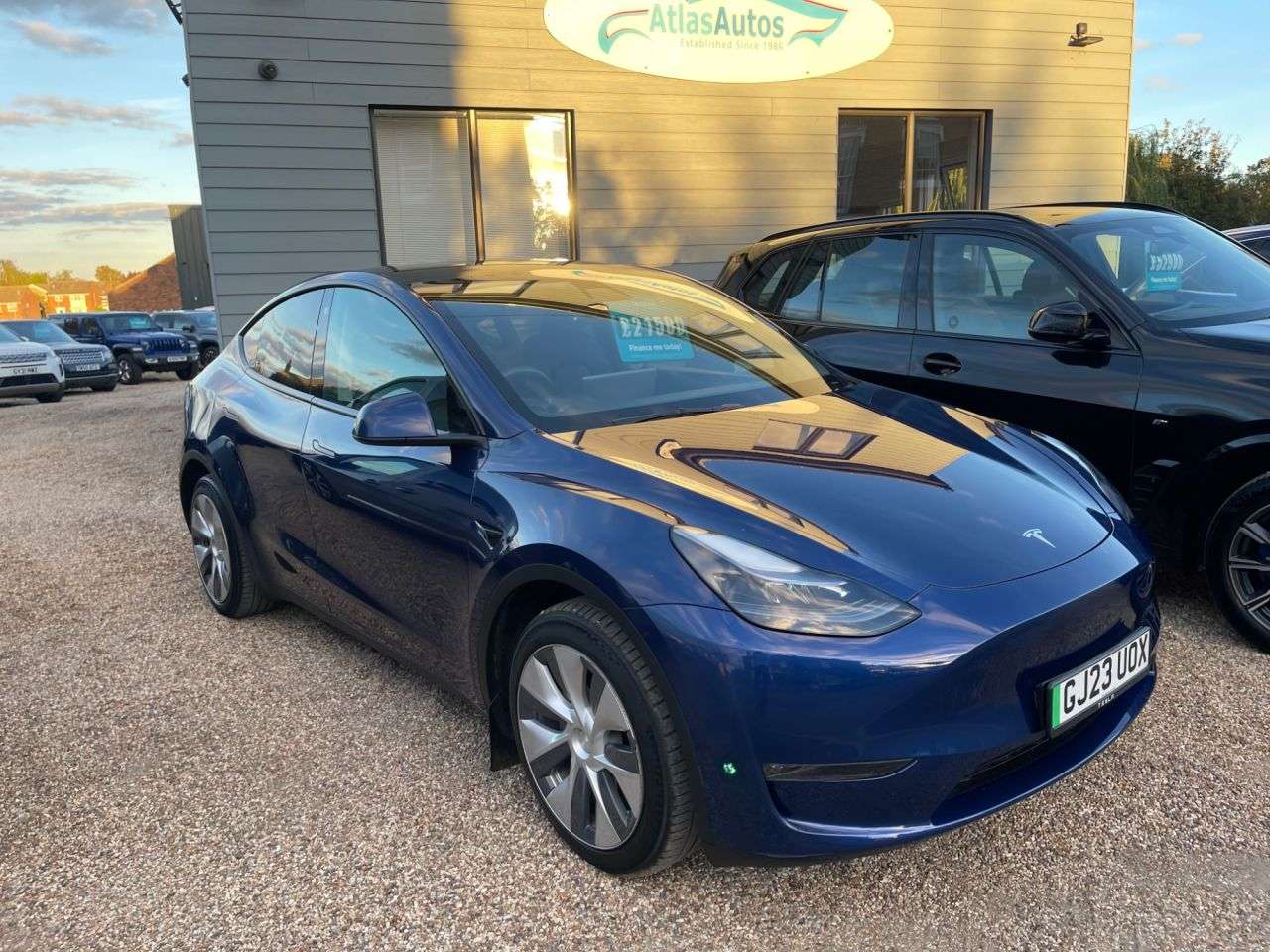 A 2023 TESLA MODEL Y (Dual Motor) Long Range SUV 5dr Electric Auto 4WDE (384 bhp) AUTO, ELECTRIC A 2023 TESLA MODEL Y (Dual Motor) Long Range SUV 5dr Electric Auto 4WDE (384 bhp) AUTO, ELECTRIC