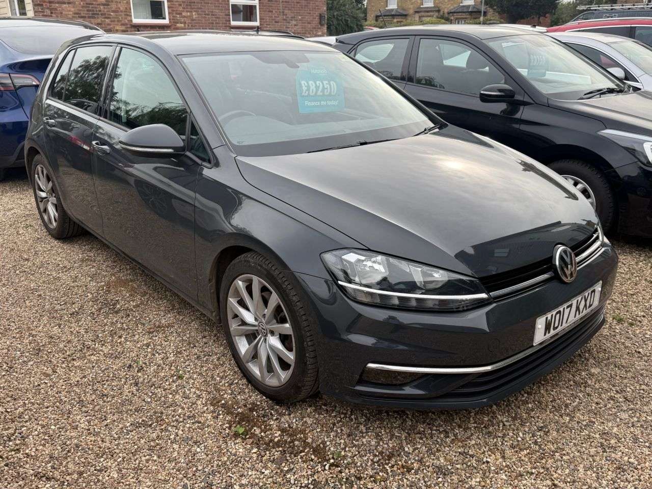 A 2017 VOLKSWAGEN GOLF 2.0 TDI BlueMotion Tech GT Hatchback 5dr Diesel Manual Euro 6 (s/s) (150 ps A 2017 VOLKSWAGEN GOLF 2.0 TDI BlueMotion Tech GT Hatchback 5dr Diesel Manual Euro 6 (s/s) (150 ps