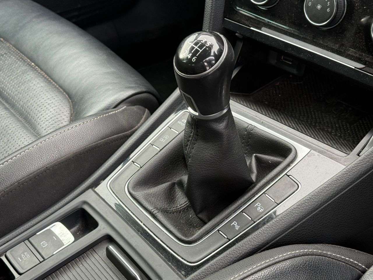 2017 VOLKSWAGEN GOLF 2017 VOLKSWAGEN GOLF