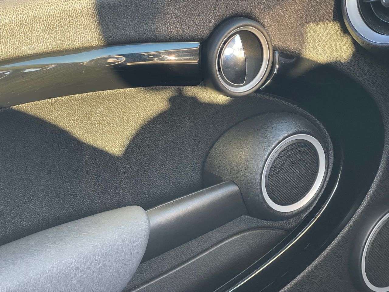 2011 MINI HATCH 2011 MINI HATCH