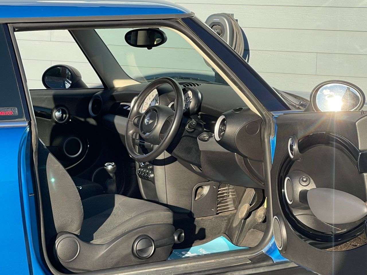 2011 MINI HATCH 2011 MINI HATCH