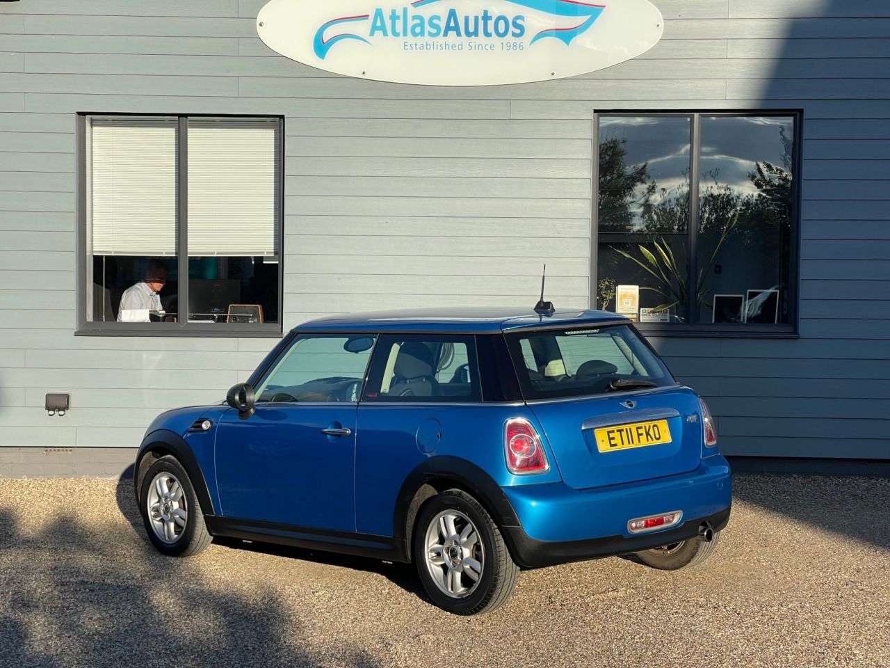 2011 MINI HATCH 2011 MINI HATCH