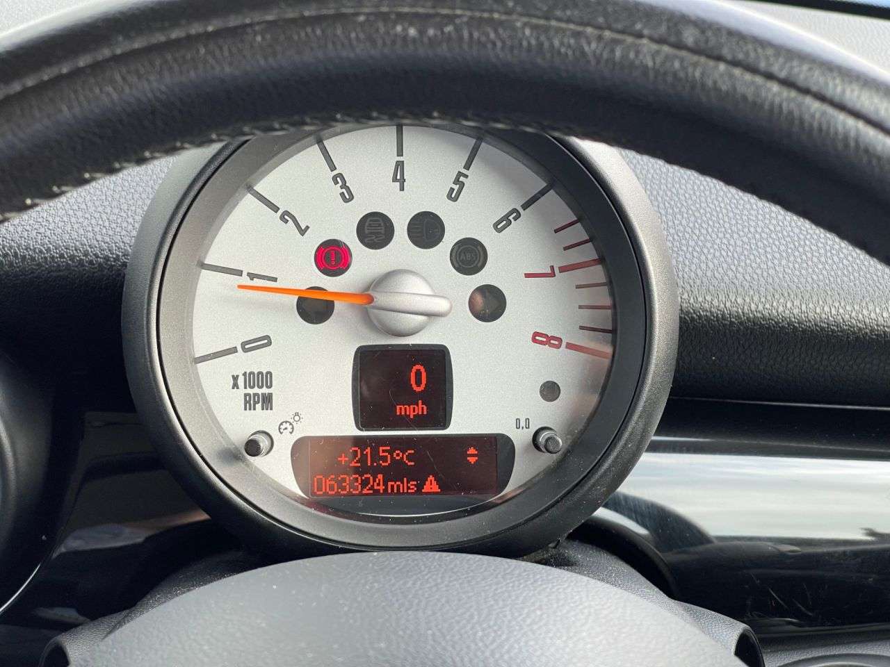 A 2011 MINI HATCH 1.6 One Pimlico Hatchback 3dr Petrol Manual Euro 5 (98 ps) A 2011 MINI HATCH 1.6 One Pimlico Hatchback 3dr Petrol Manual Euro 5 (98 ps)