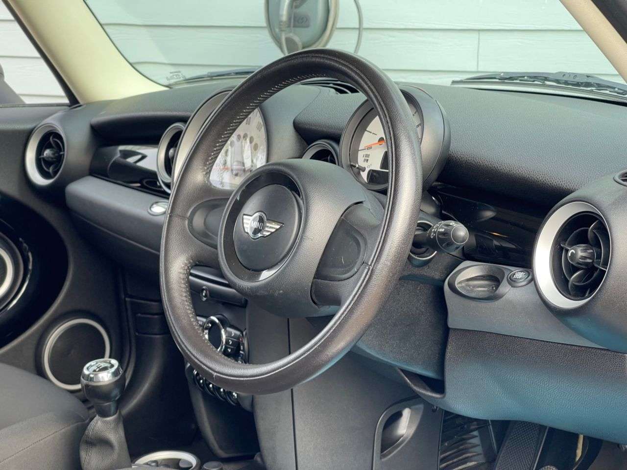 A 2011 MINI HATCH 1.6 One Pimlico Hatchback 3dr Petrol Manual Euro 5 (98 ps) A 2011 MINI HATCH 1.6 One Pimlico Hatchback 3dr Petrol Manual Euro 5 (98 ps)