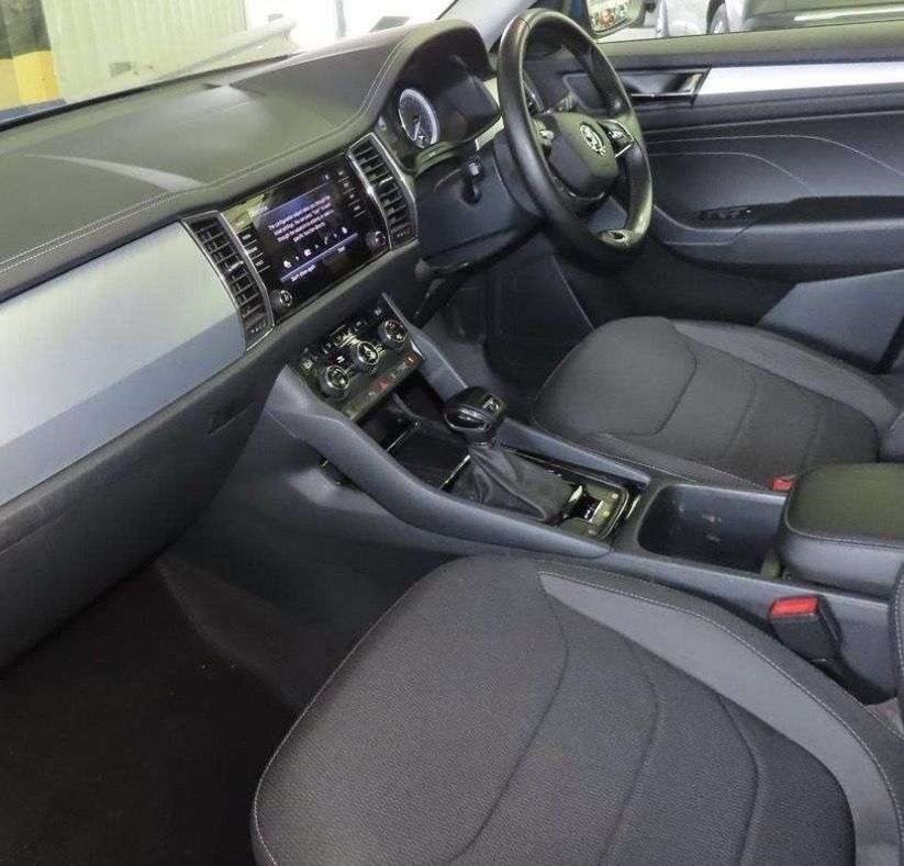 A 2022 SKODA KODIAQ 2.0 TDI SE Drive SUV 5dr Diesel DSG Euro 6 (s/s) (5 Seat) (150 ps) A 2022 SKODA KODIAQ 2.0 TDI SE Drive SUV 5dr Diesel DSG Euro 6 (s/s) (5 Seat) (150 ps)