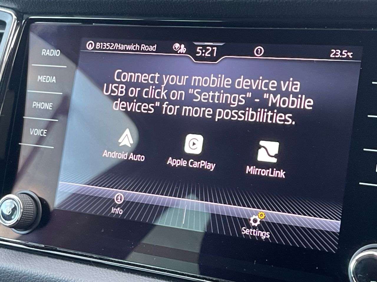 A 2022 SKODA KODIAQ 2.0 TDI SE Drive SUV 5dr Diesel DSG Euro 6 (s/s) (5 Seat) (150 ps) A 2022 SKODA KODIAQ 2.0 TDI SE Drive SUV 5dr Diesel DSG Euro 6 (s/s) (5 Seat) (150 ps)