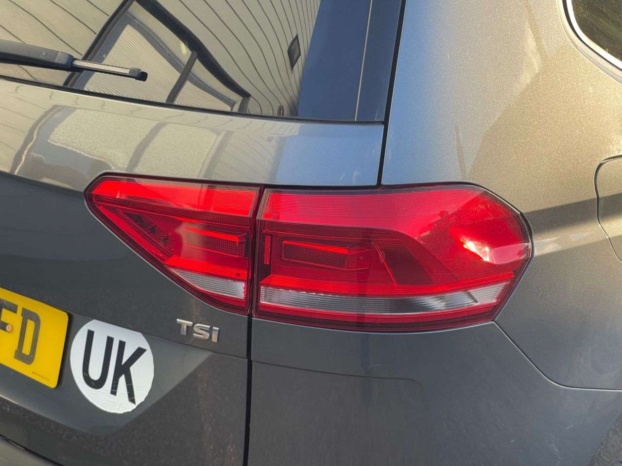 2017 VOLKSWAGEN TOURAN 2017 VOLKSWAGEN TOURAN