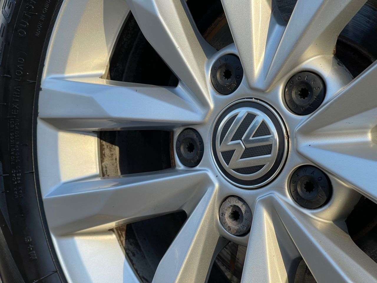 2017 VOLKSWAGEN TOURAN 2017 VOLKSWAGEN TOURAN
