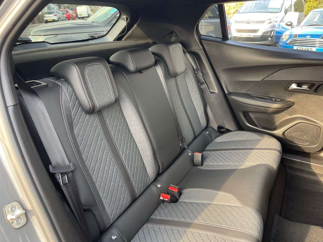 2025 PEUGEOT 2008 2025 PEUGEOT 2008