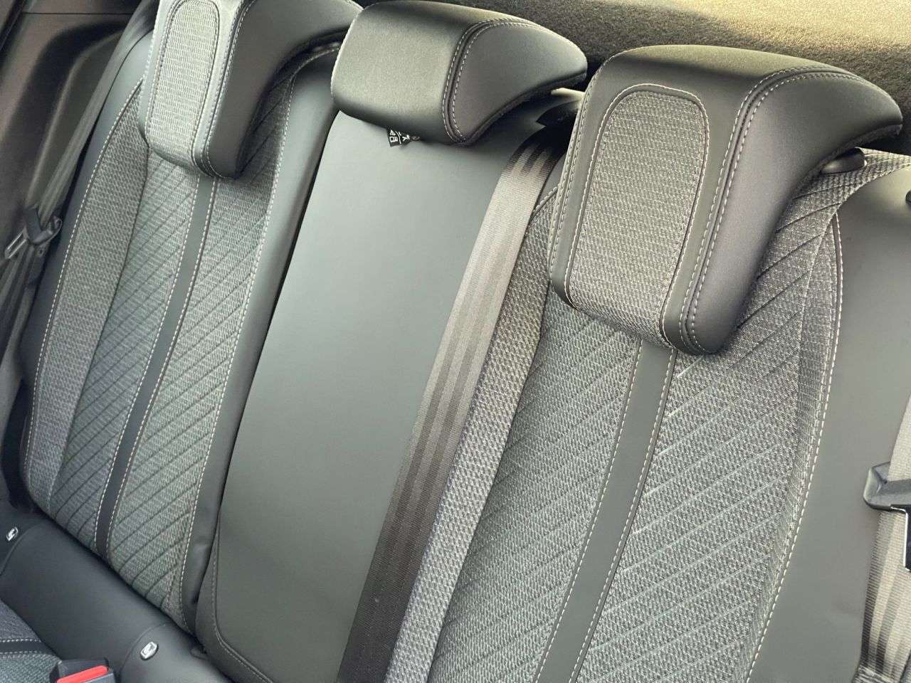 2025 PEUGEOT 2008 2025 PEUGEOT 2008