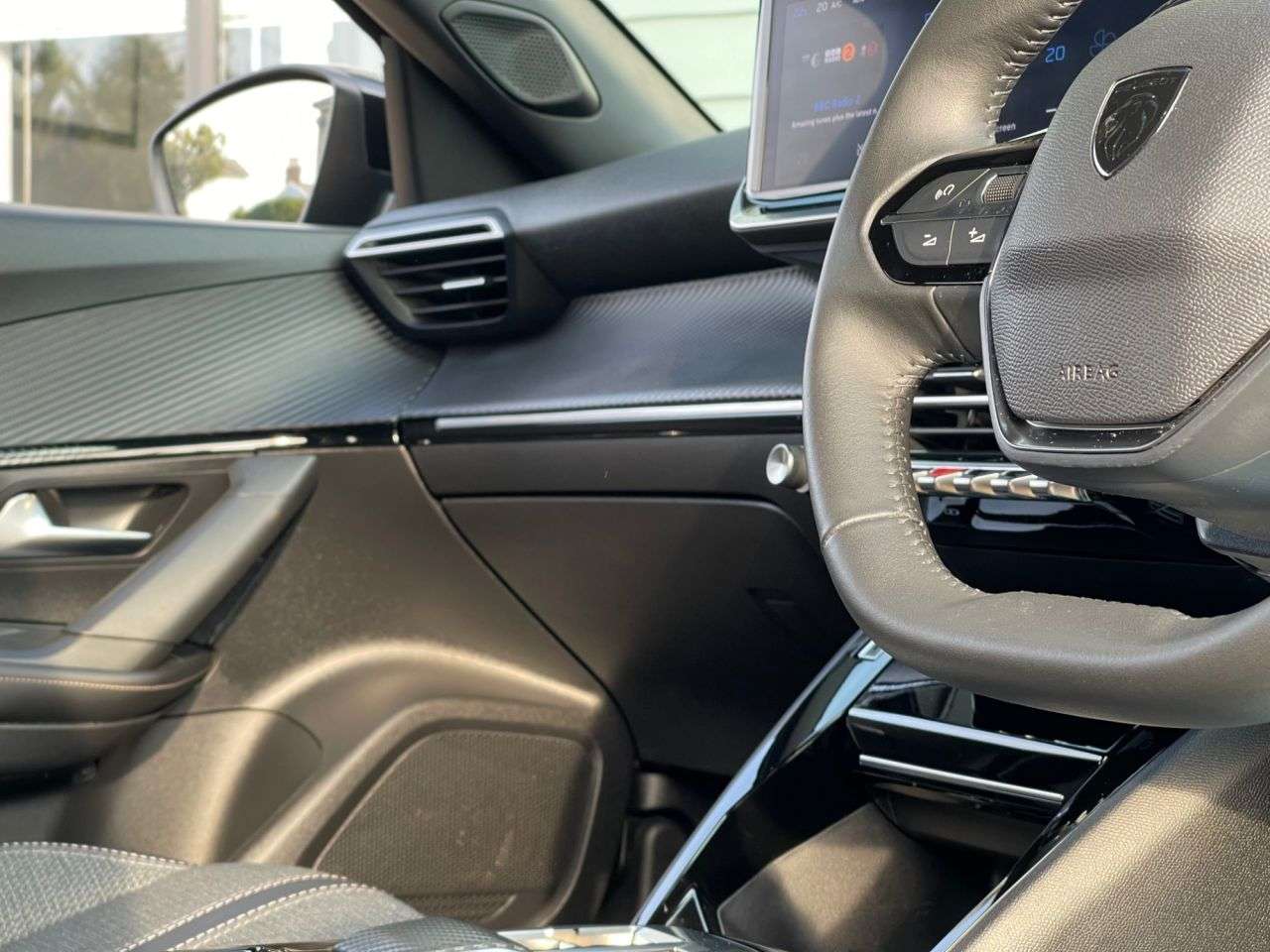 2025 PEUGEOT 2008 2025 PEUGEOT 2008