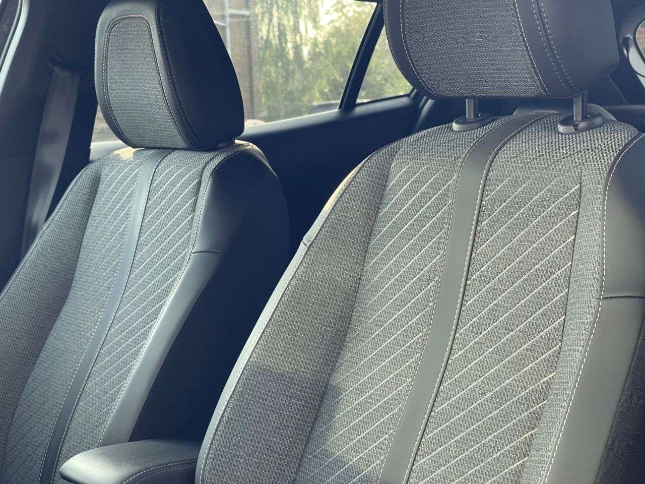 2025 PEUGEOT 2008 2025 PEUGEOT 2008