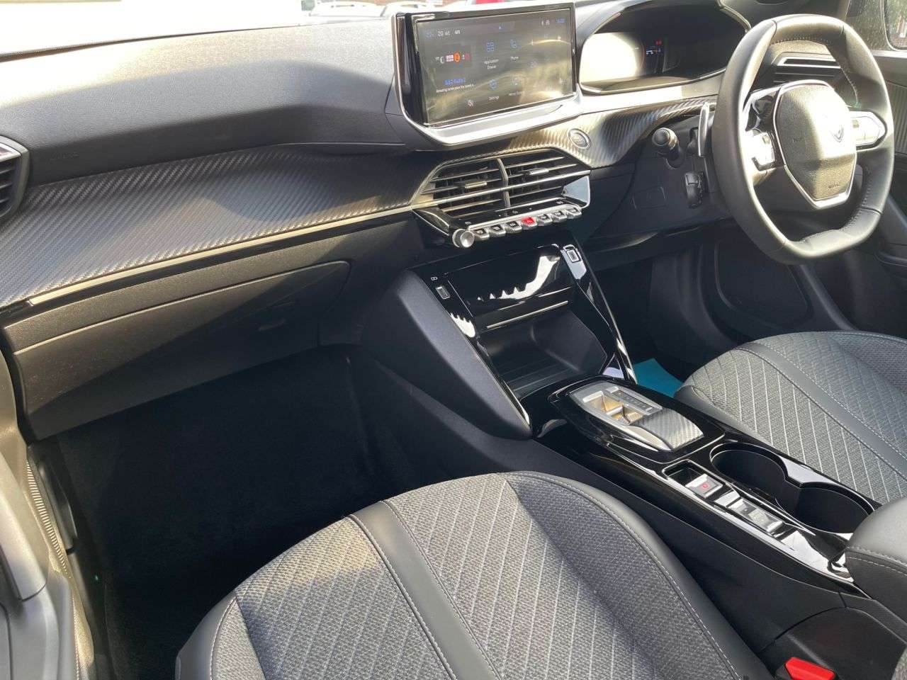 2025 PEUGEOT 2008 2025 PEUGEOT 2008