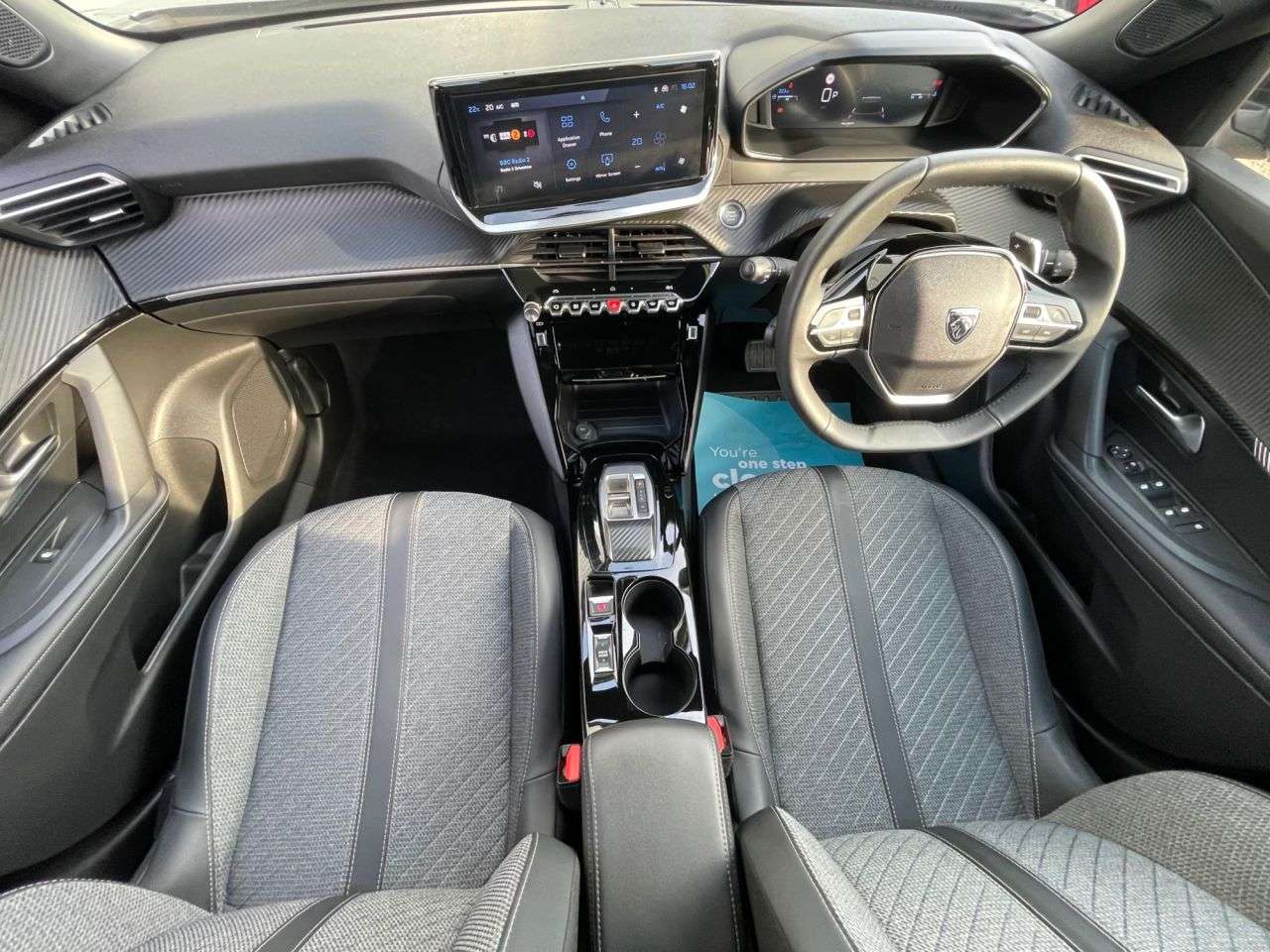 2025 PEUGEOT 2008 2025 PEUGEOT 2008