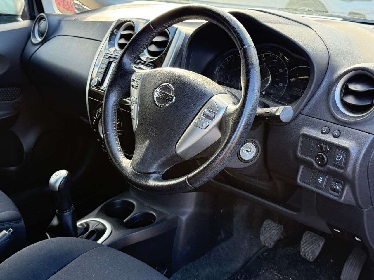 A 2017 NISSAN NOTE 1.2 Acenta Premium Hatchback 5dr Petrol Manual Euro 6 (s/s) (80 ps) A 2017 NISSAN NOTE 1.2 Acenta Premium Hatchback 5dr Petrol Manual Euro 6 (s/s) (80 ps)
