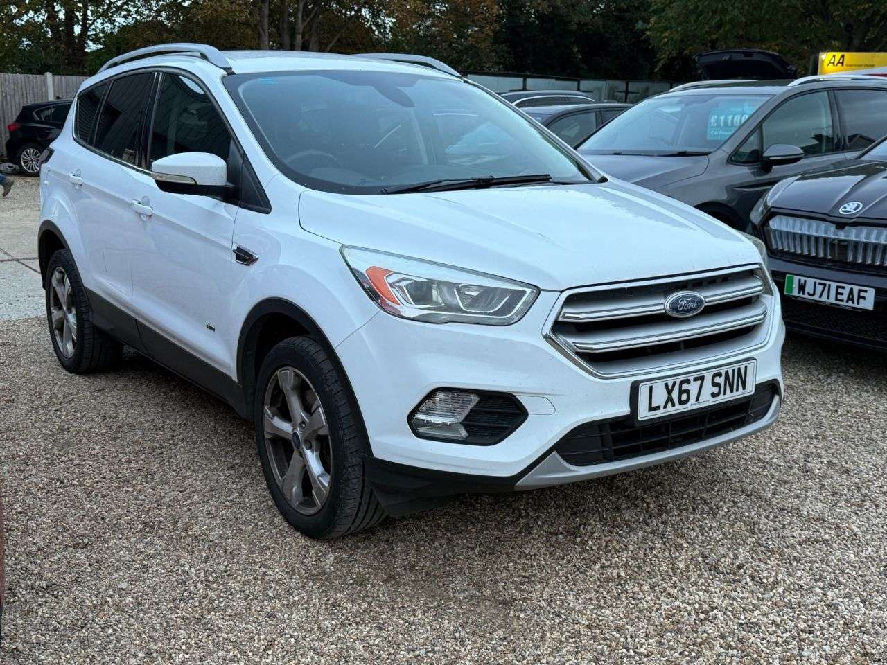 A 2017 FORD KUGA 2.0 TDCi Titanium SUV 5dr Diesel Manual AWD Euro 6 (s/s) (180 ps) A 2017 FORD KUGA 2.0 TDCi Titanium SUV 5dr Diesel Manual AWD Euro 6 (s/s) (180 ps)