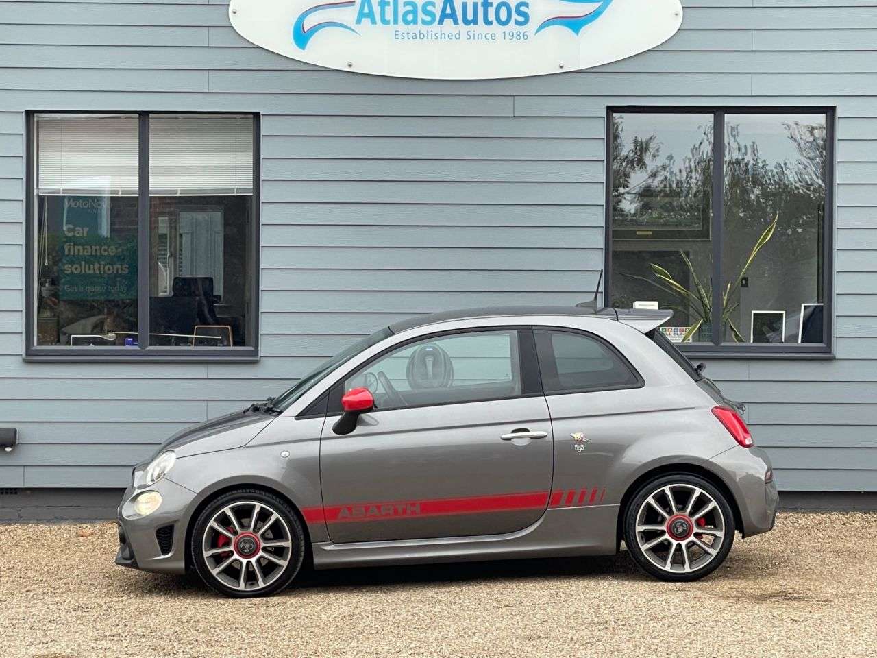 2017 ABARTH 595 2017 ABARTH 595