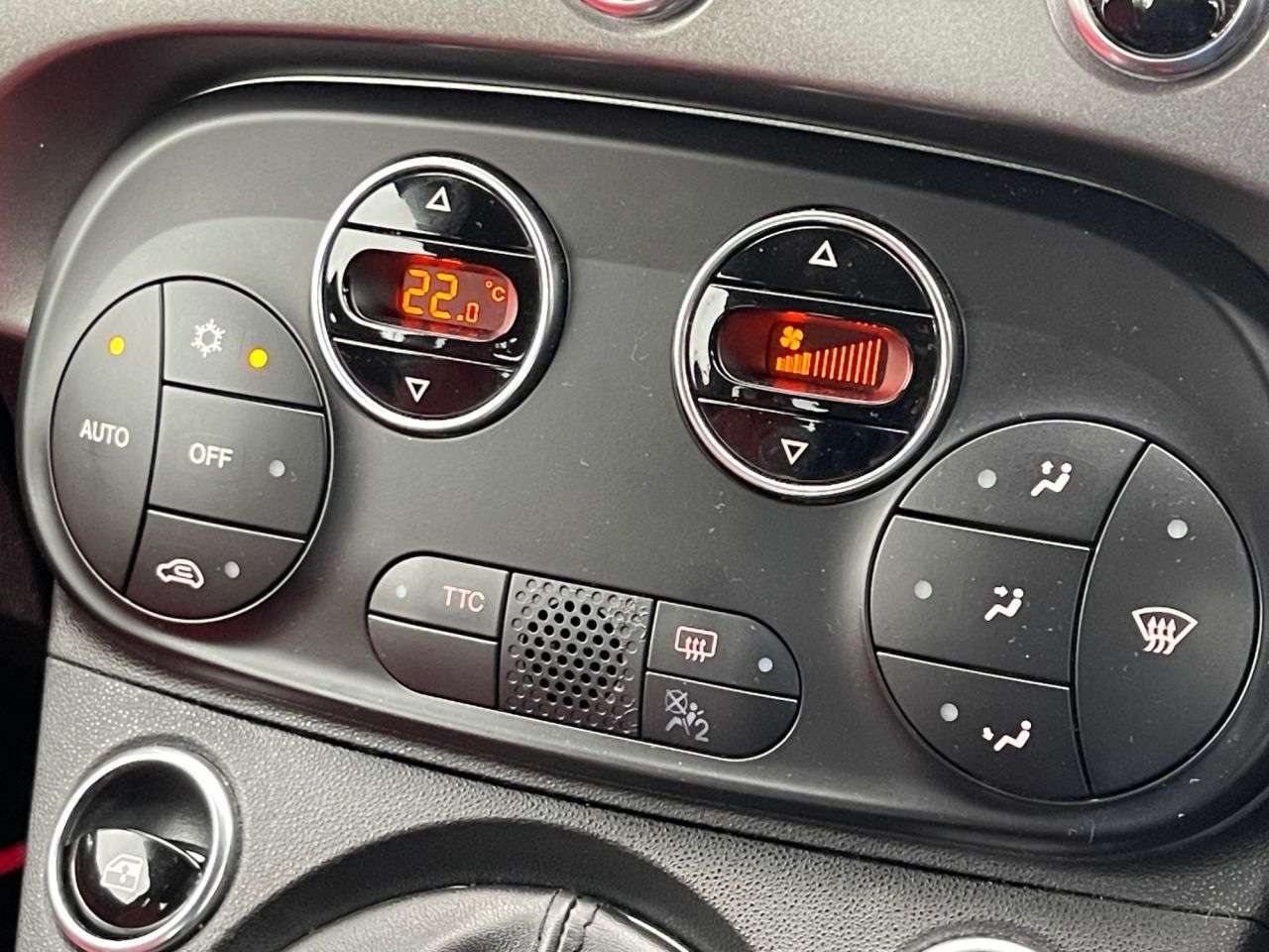 2017 ABARTH 595 2017 ABARTH 595