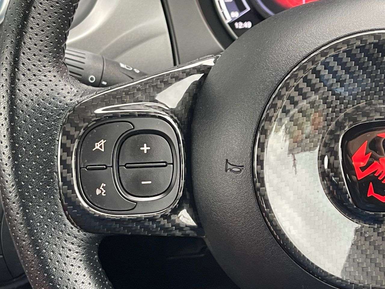 2017 ABARTH 595 2017 ABARTH 595