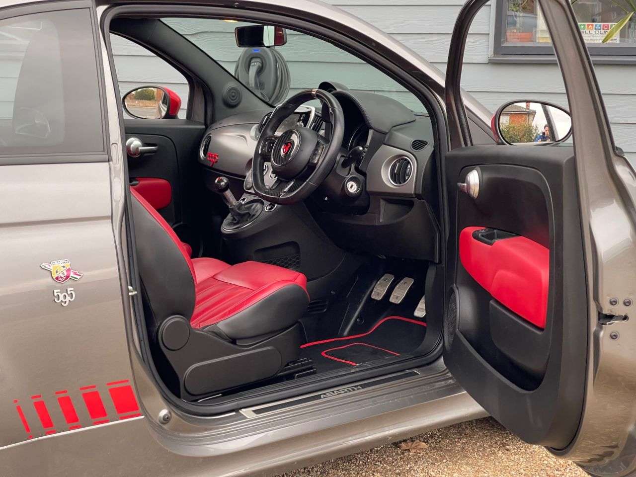 2017 ABARTH 595 2017 ABARTH 595