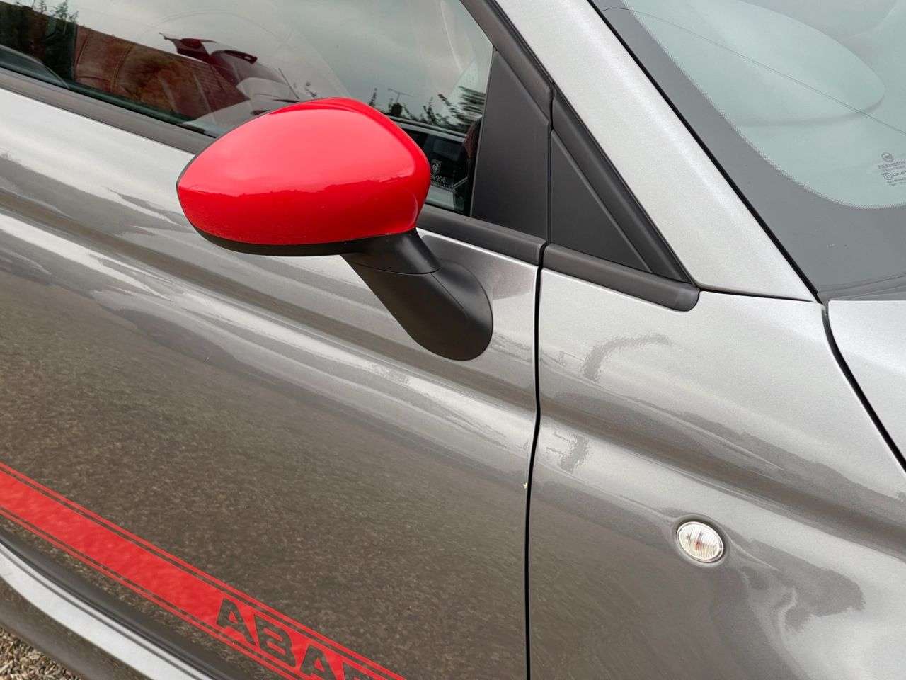 2017 ABARTH 595 2017 ABARTH 595